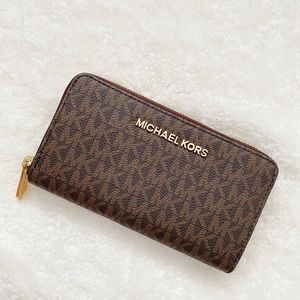 SOLD ON MERCARI MICHAEL KORS // BROWN LOGO WALLET